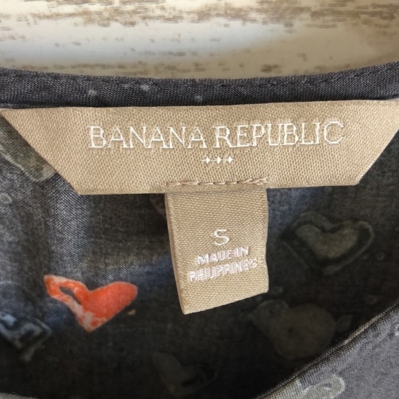 Banana Republic Gray Heart Top | SIZE S - Picture 4 of 5
